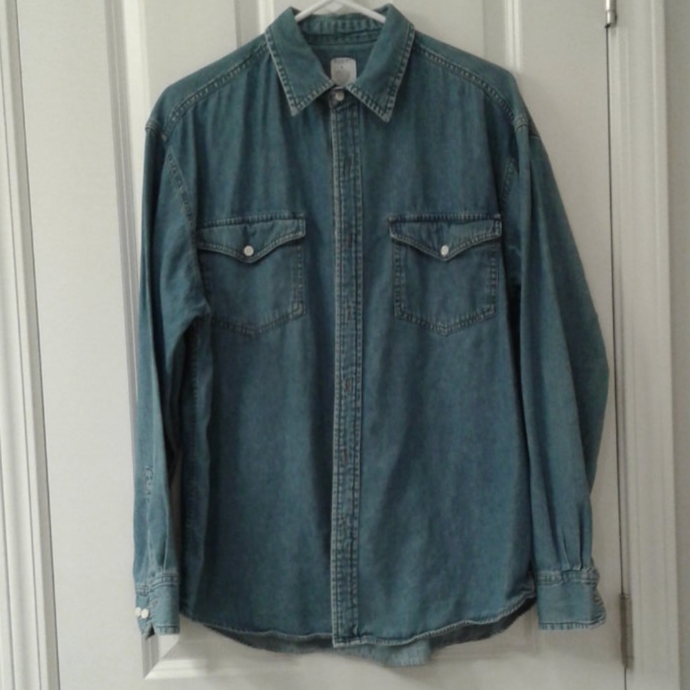 Old Navy Demin shirt